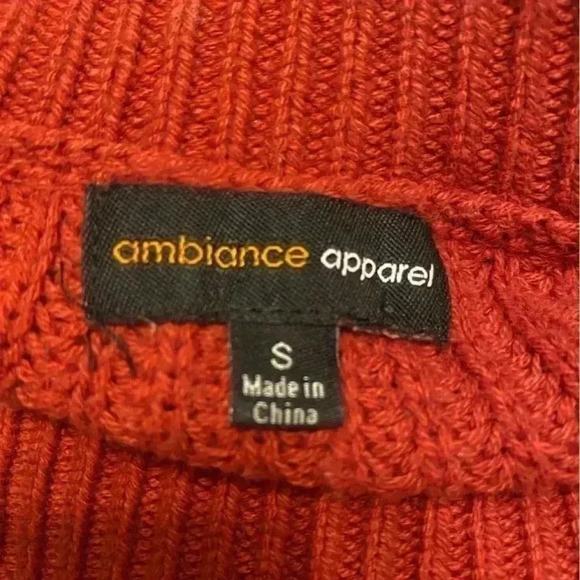 Ambiance Apparel women’s cropped long sleeve sweater in rust beige tan green SM - Picture 4 of 7